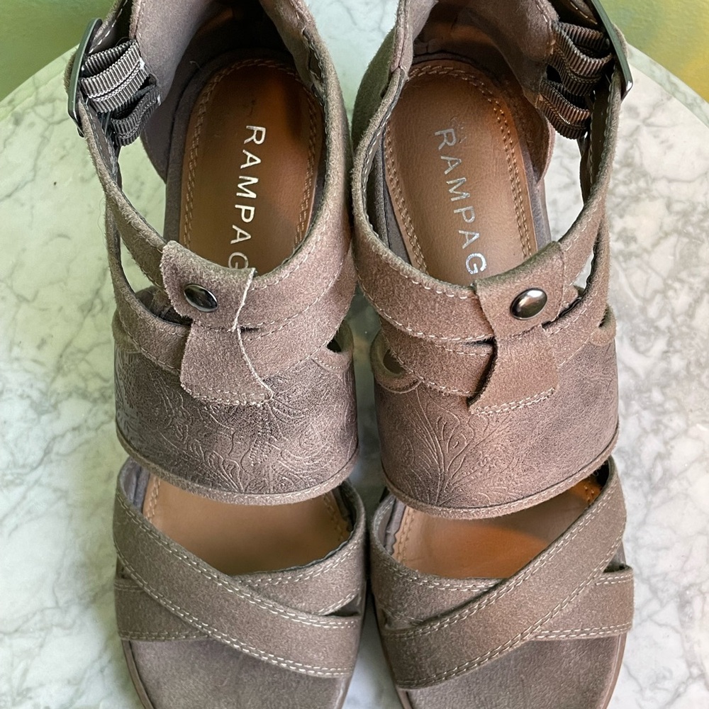 Rampage Embossed Taupe Sandals - Picture 5 of 8